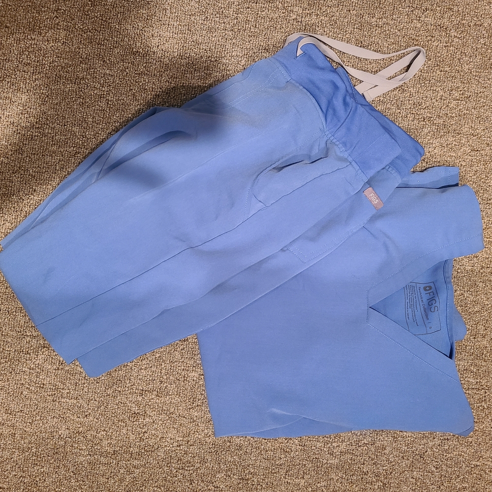 Ceil Blue Jogger Scrub Pants And V-Neck Top